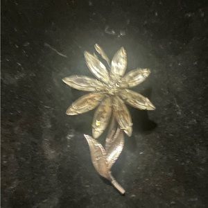Sterling silver flower brooch